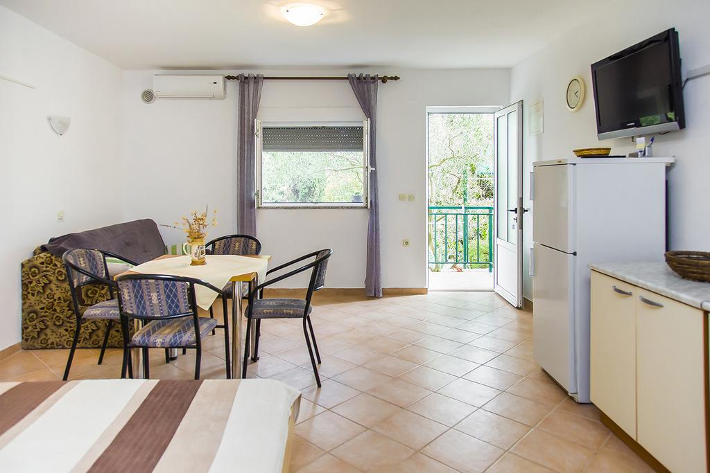 Apartments Zovko Драче Екстер'єр фото