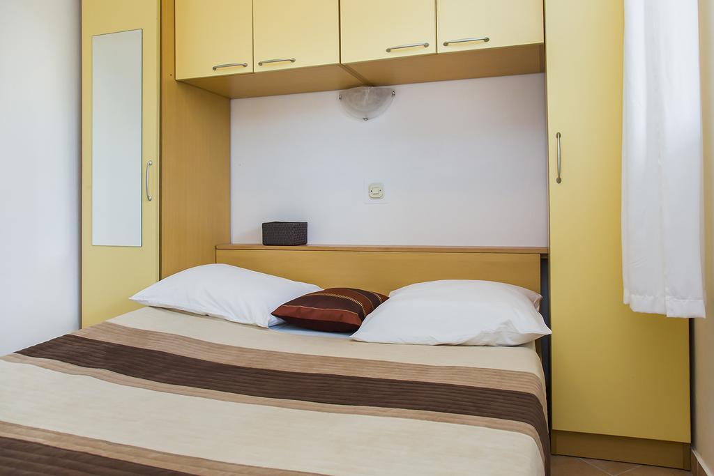Apartments Zovko Драче Екстер'єр фото