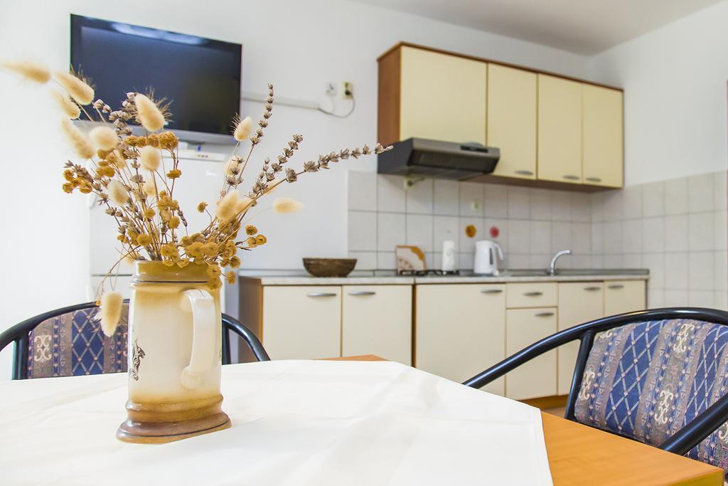 Apartments Zovko Драче Екстер'єр фото